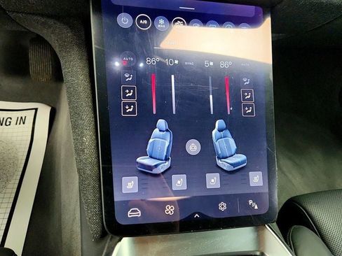 Used 2023 Lucid Air Touring image 14