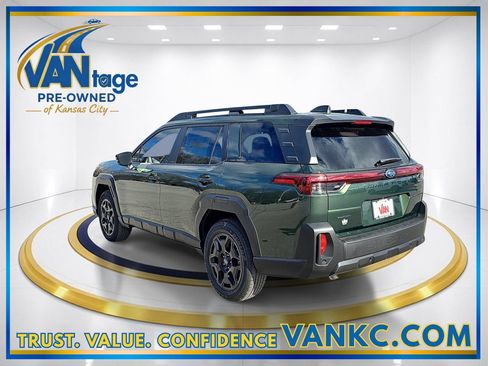 Used 2026 Subaru Outback Limited AWD/4WD image 9