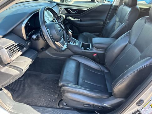 Used 2022 Subaru Outback Limited image 15