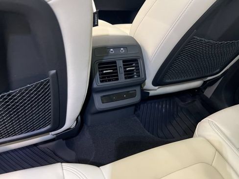 Used 2025 Audi Q5 Premium w/ Convenience Package AWD/4WD image 15