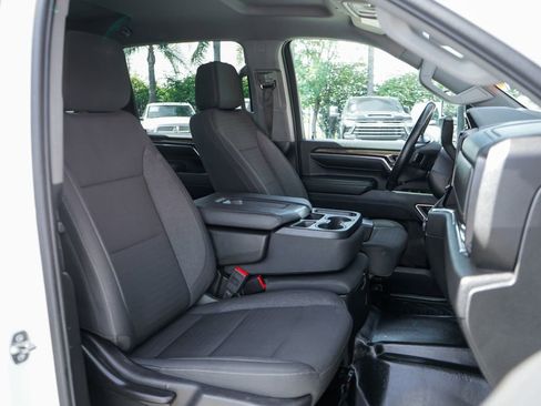 Used 2024 Chevrolet Silverado 3500 LT w/ Convenience Package image 35