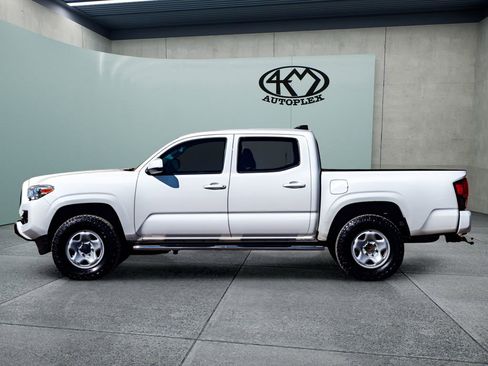 Used 2023 Toyota Tacoma SR AWD/4WD image 6