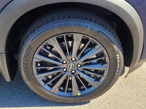 New 2026 Nissan Pathfinder SL AWD/4WD image 12