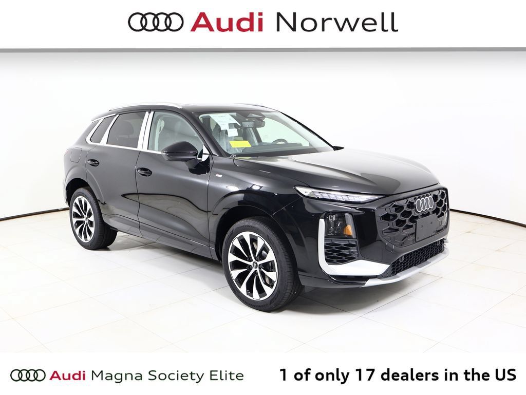 New 2026 Audi Q3 quattro 2.0T AWD/4WD image 1
