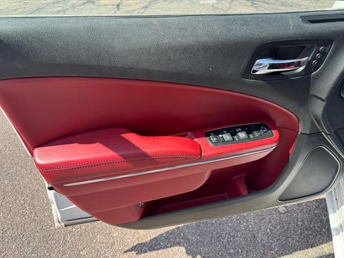 Used 2014 Dodge Charger SXT Plus RWD image 9