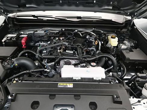 Used 2026 Toyota Tacoma SR5 AWD/4WD image 16