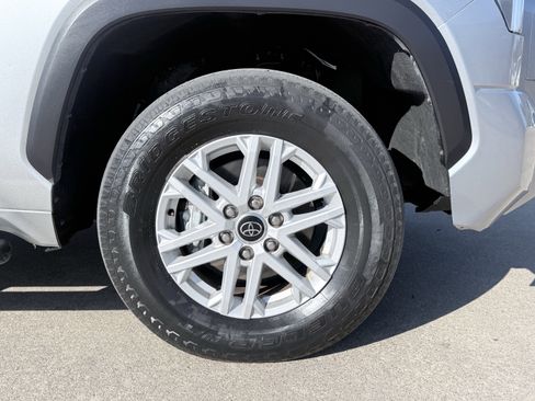 Used 2022 Toyota Tundra SR5 image 9