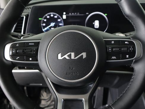 Used 2025 Kia Sportage SX Prestige AWD/4WD image 12