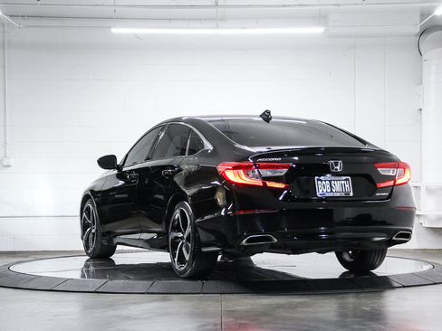 Used 2021 Honda Accord Sport image 4