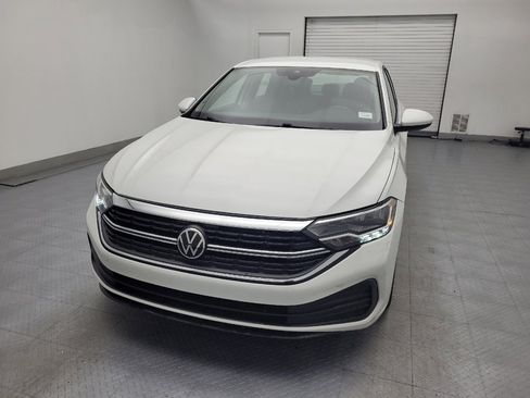 Used 2022 Volkswagen Jetta SE image 15