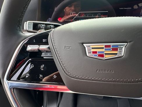 New 2026 Cadillac Escalade ESV Platinum Sport w/ LPO, ONYX Package image 26