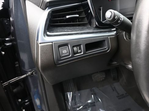 Used 2023 Cadillac XT5 Premium Luxury image 21