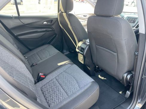 Used 2023 Chevrolet Equinox LT image 17