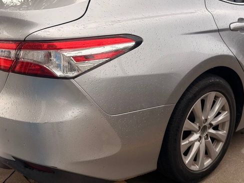 Used 2020 Toyota Camry LE FWD image 8