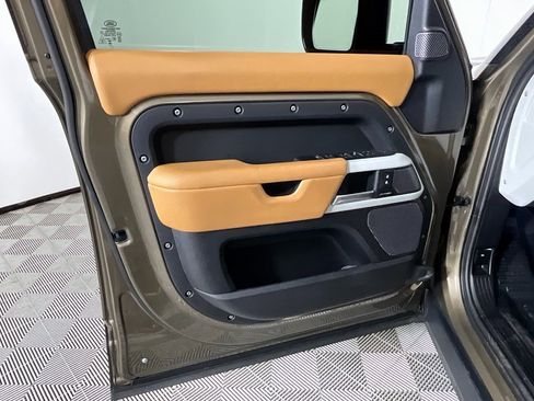 Certified 2024 Land Rover Defender 110 S image 19