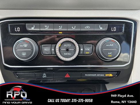 Used 2023 Volkswagen Atlas SE AWD/4WD image 23