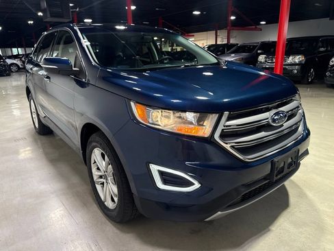 Used 2017 Ford Edge Titanium w/ Technology Package AWD/4WD image 8