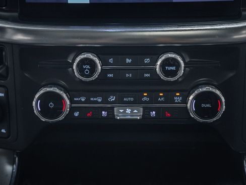 Used 2022 Ford F150 Lariat w/ Equipment Group 502A High AWD/4WD image 30