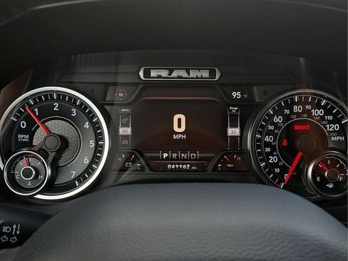 Used 2022 RAM 1500 Big Horn image 29