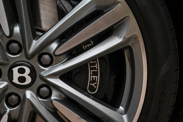 Used 2024 Bentley Continental GT V8 AWD/4WD image 74