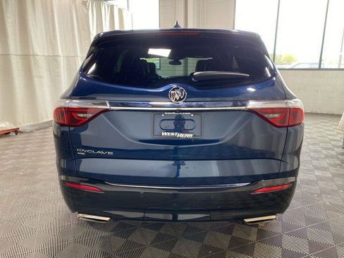 Used 2024 Buick Enclave Essence AWD/4WD image 6