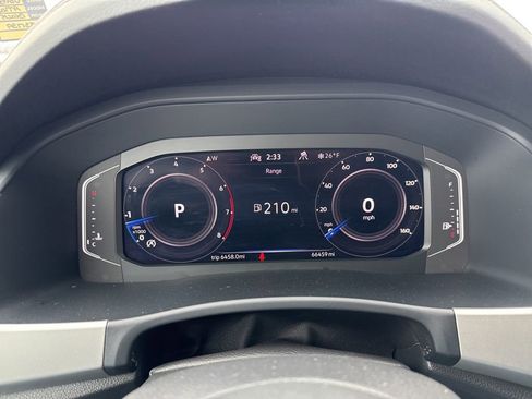 Used 2022 Volkswagen Atlas SE image 48