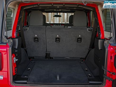 Used 2021 Jeep Wrangler Unlimited Rubicon AWD/4WD image 26