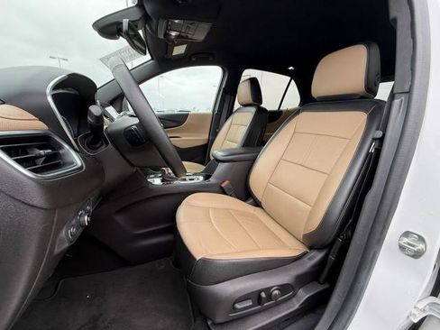 Used 2024 Chevrolet Equinox Premier image 15