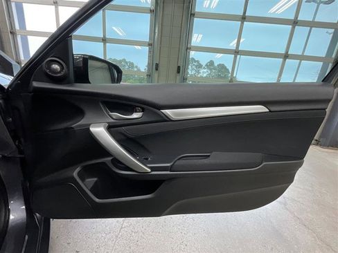 Used 2019 Honda Civic EX image 21