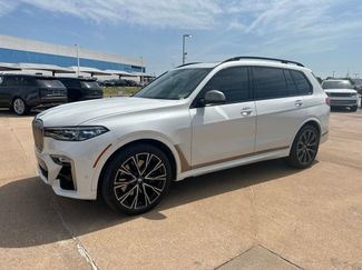Used 2020 BMW X7 M50i AWD/4WD video 1