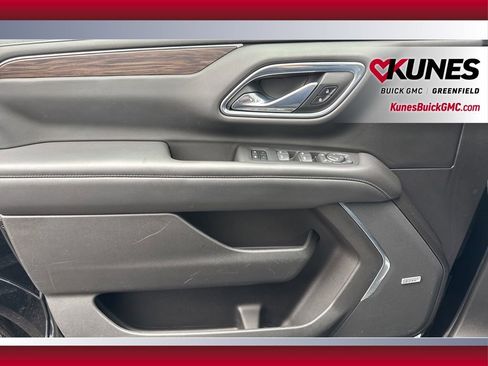 Used 2021 Chevrolet Tahoe Z71 w/ Z71 Signature Package image 30