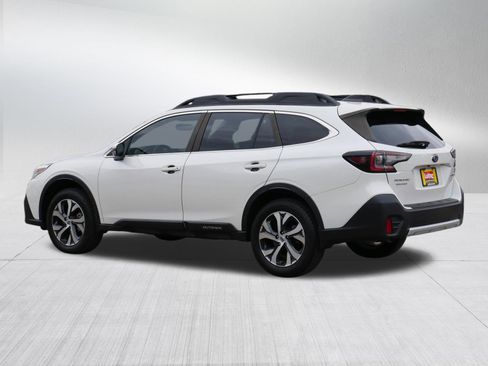 Certified 2022 Subaru Outback Limited w/ Popular Package #2 AWD/4WD image 5