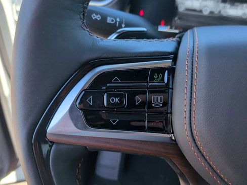 New 2025 Jeep Grand Cherokee L Summit image 18