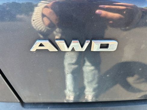 Used 2018 Cadillac XT5 Platinum image 16