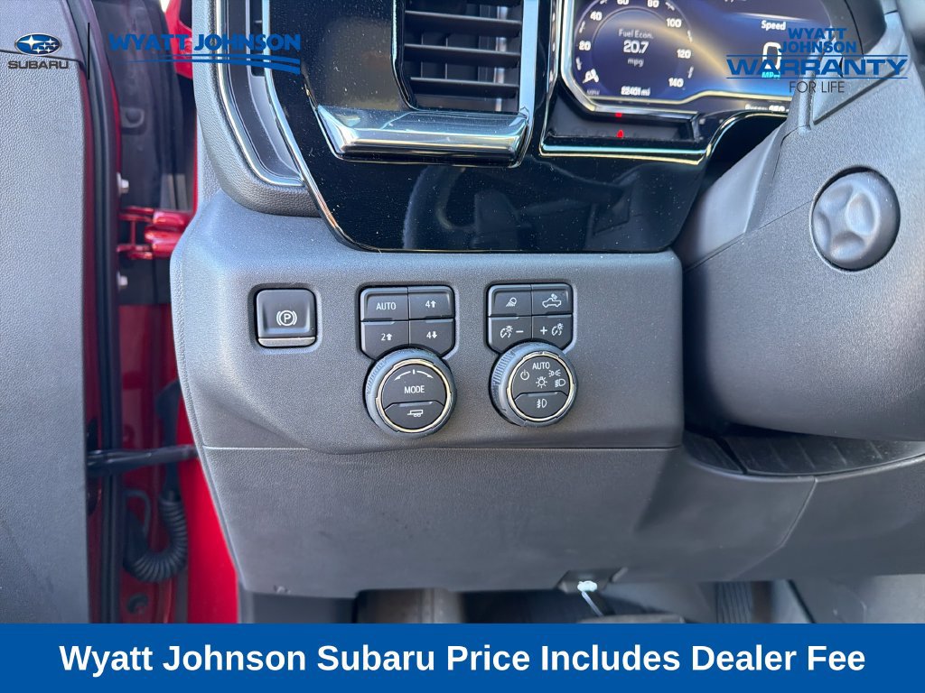 Used 2025 Chevrolet Silverado 1500 High Country w/ High Country Premium Package AWD/4WD image 22