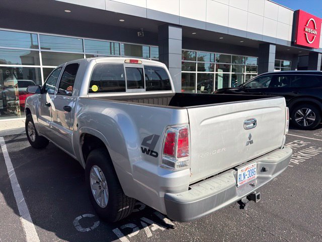 Used 2006 Mitsubishi Raider LS AWD/4WD image 2