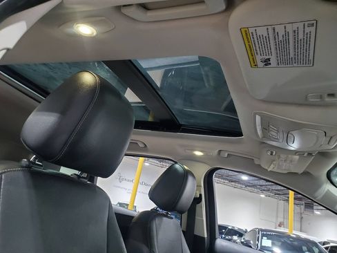 Used 2014 Ford Escape Titanium w/ Equipment Group 401A AWD/4WD image 15