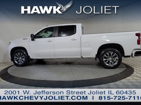 Used 2024 Chevrolet Silverado 1500 RST AWD/4WD image 4