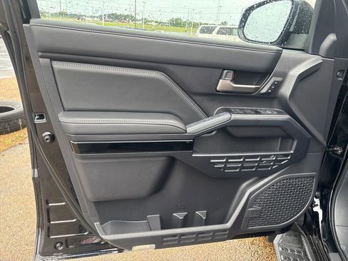New 2026 Toyota 4Runner Limited AWD/4WD image 7