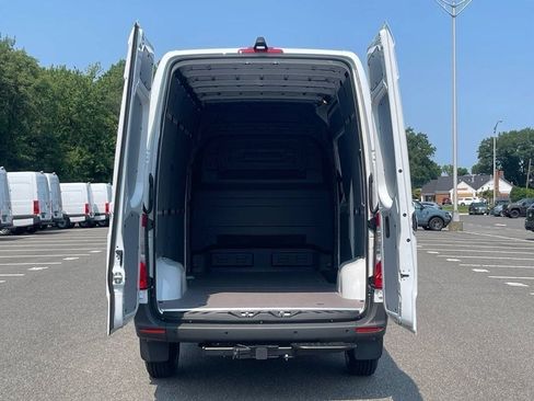 New 2026 Mercedes-Benz Sprinter 2500 image 5