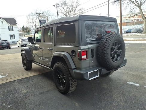 Used 2022 Jeep Wrangler Unlimited Sport image 7
