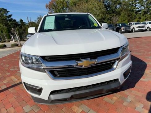 Used 2019 Chevrolet Colorado W/T w/ WT Convenience Package image 4