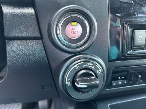 Used 2024 Nissan Titan PRO-4X w/ Pro-4x Utility Package AWD/4WD image 27
