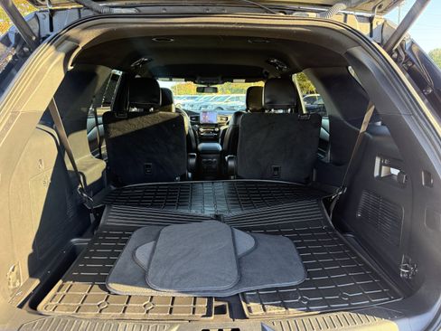 Used 2022 Ford Explorer ST image 23