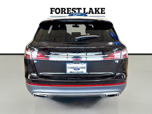 Used 2022 Lincoln Nautilus Reserve AWD/4WD image 6