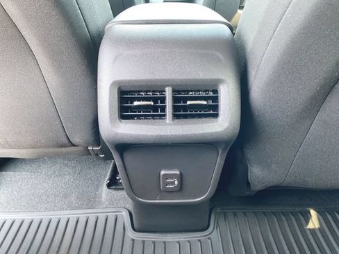 Used 2023 Chevrolet Equinox LS w/ LS Convenience Package AWD/4WD image 20