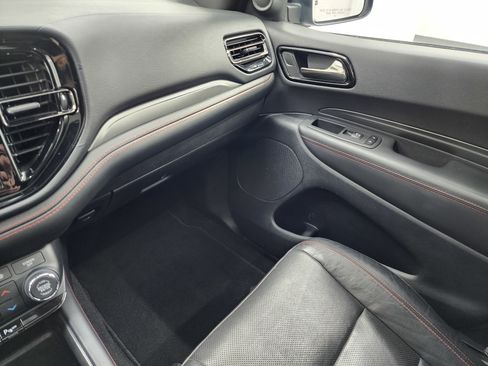 Used 2024 Dodge Durango GT image 13