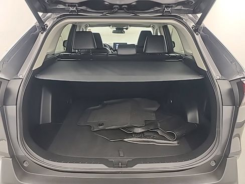 Used 2021 Toyota RAV4 XLE Premium AWD/4WD image 18