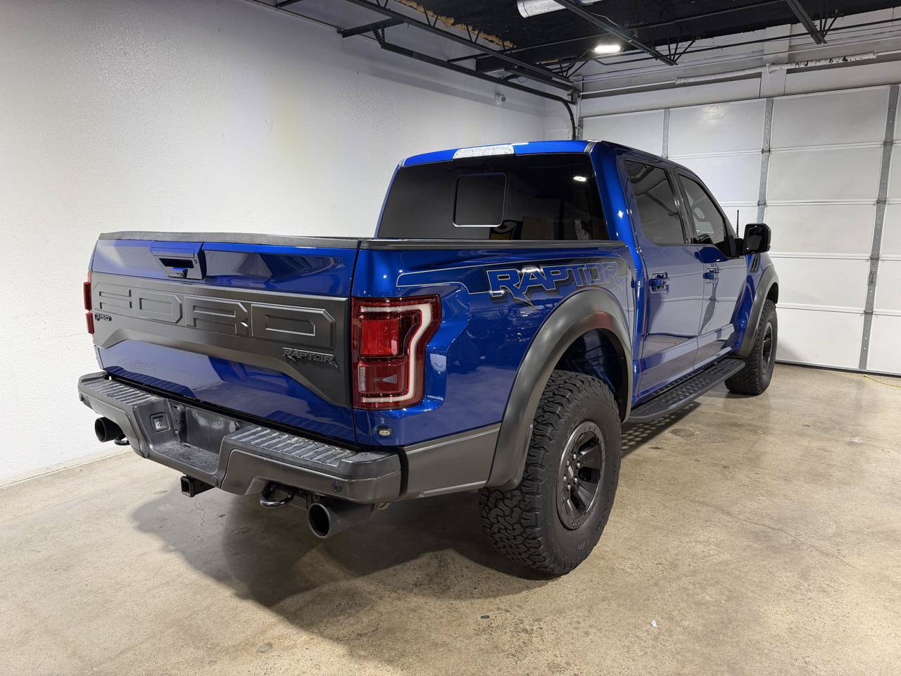 Used 2018 Ford F150 Raptor w/ Equipment Group 802A Luxury AWD/4WD image 6