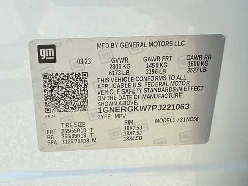 Used 2023 Chevrolet Traverse LT FWD image 25